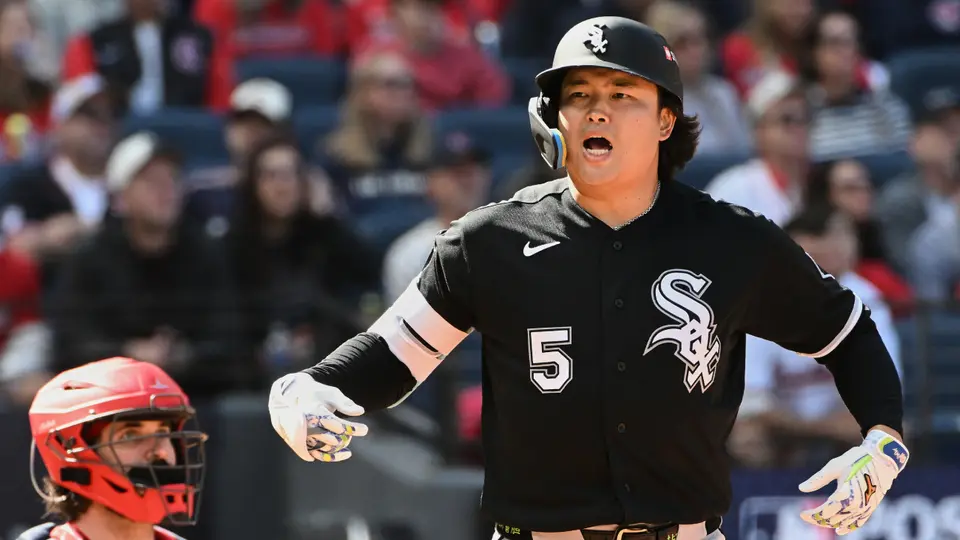 Munetaka Murakami se vuela la barda y encamina victoria de White Sox sobre Cleveland en el inicio de la Serie Divisional