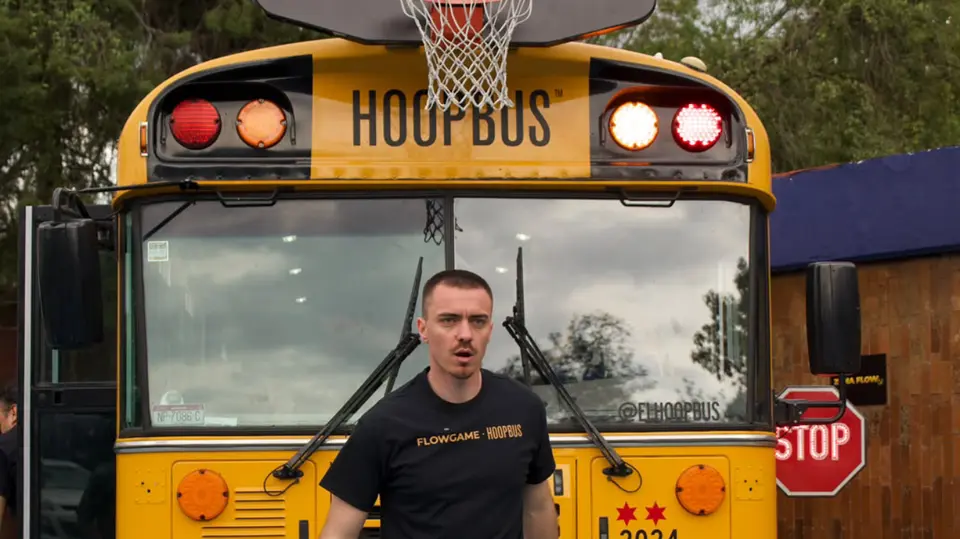 Matías 'Coco' Gallo actuó con junto al Hoopbus| José Moreno