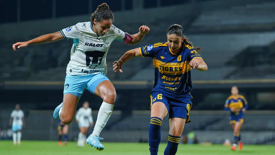Pumas vs Tigres en el Estadio Olímpico Universitario | IMAGO7