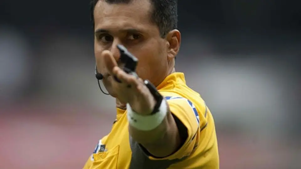 Erím Ramirez , 'castigado' por penalti polémico en el America-Toluca