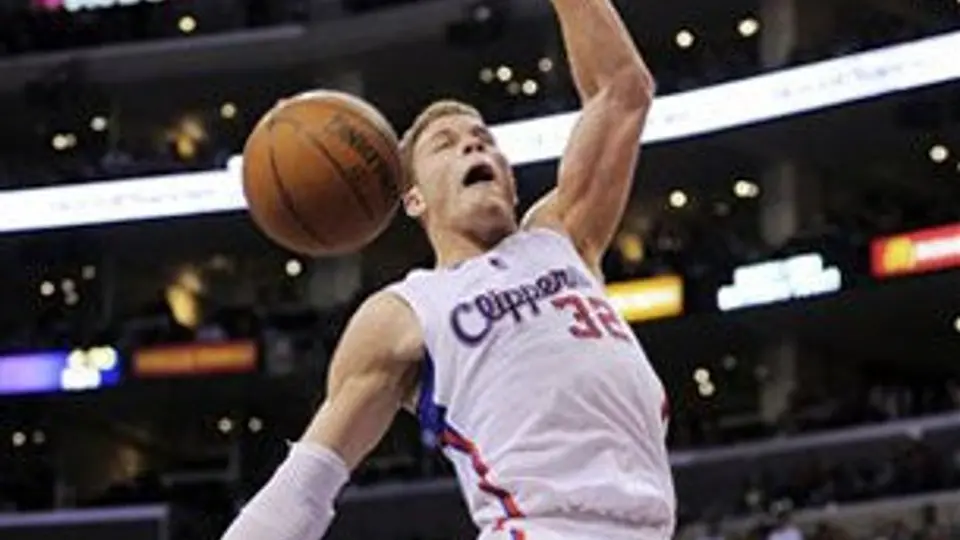 Griffin brilla en victoria de Clippers