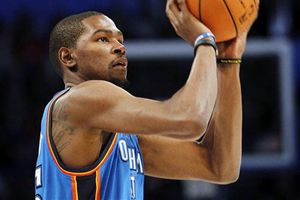 Kevin Durant revela que no conoce la música de Bad Bunny previo al Super Bowl