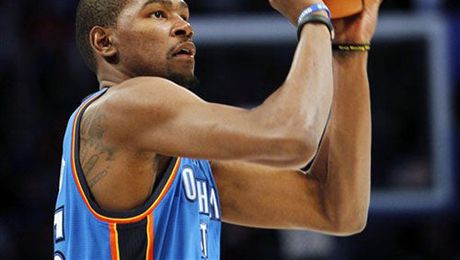 Kevin Durant revela que no conoce la música de Bad Bunny previo al Super Bowl