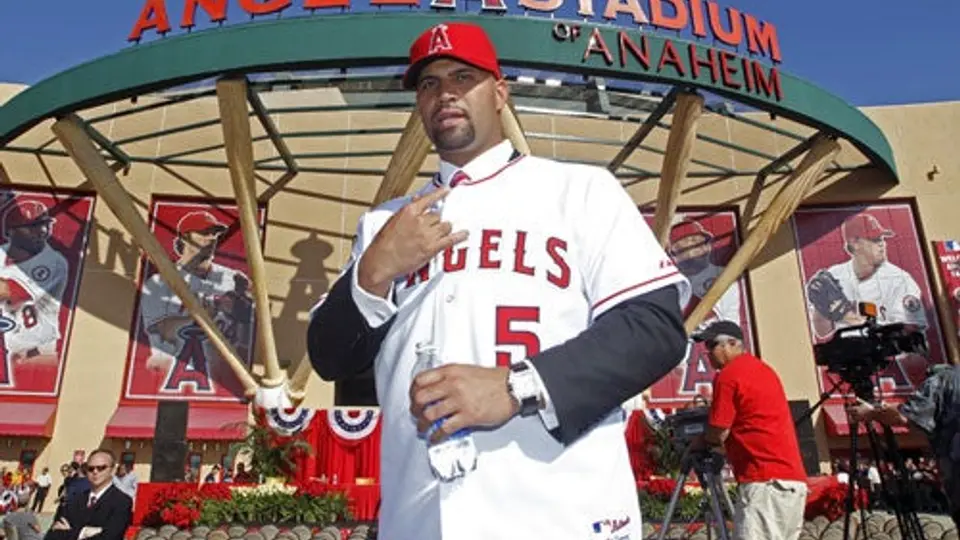 Pujols se presenta con Angelinos