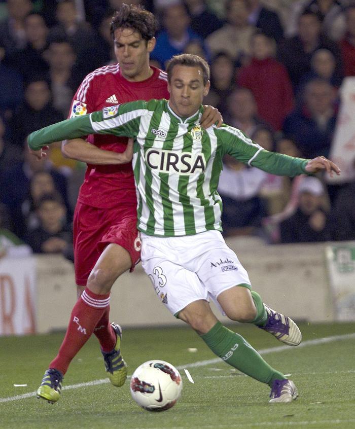 Ambos equipos trataron de imponer condiciones. FOTO: EFE