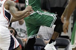 Celtics contienen remontada de Hawks