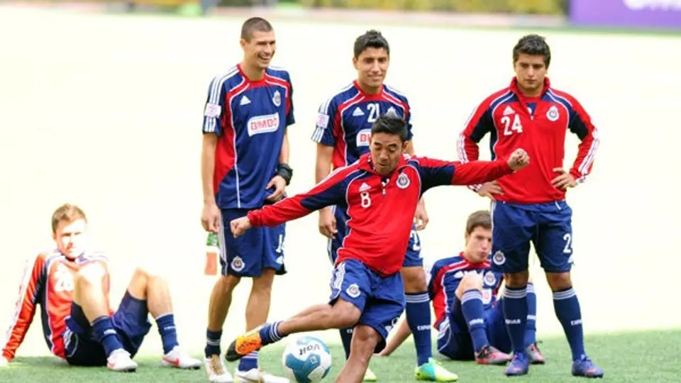 Chivas esconde sus piezas para el duelo ante Xolos