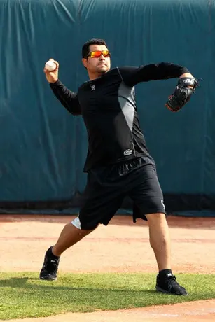 Castellanos ya entrena con el propósito de iniciar bien con Sultanes