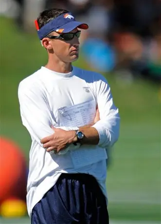 Dennis Allen dirigirá a Raiders