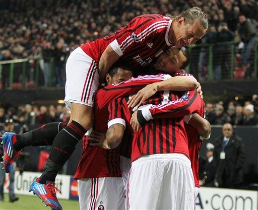 El Milan festeja la ventaja sobre el Arsenal FOTO: AP