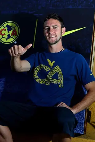 Lo que haga o no haga Chivas no nos compete: Layún