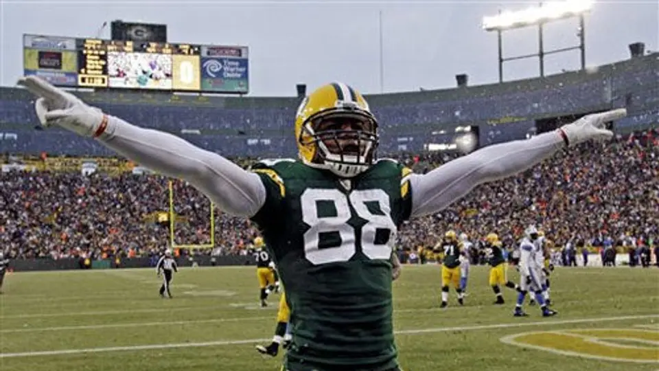 Green Bay vence 45-41 a Detroit en juego de volteretas