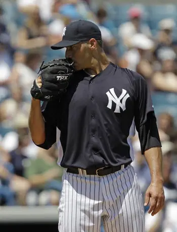 Pettitte juega en victoria de Yanquis sobre Mets
