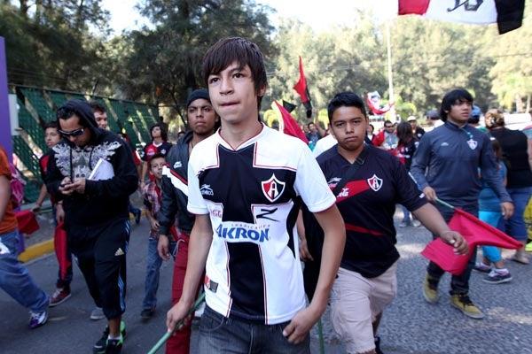 La gente cobija al equipo en la lucha por no descender. FOTO: YOLANDA ESCOBAR