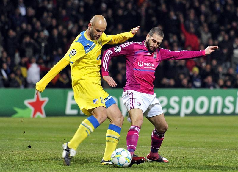 El Apoel se convirtió en el caballo negro. FOTO: AP