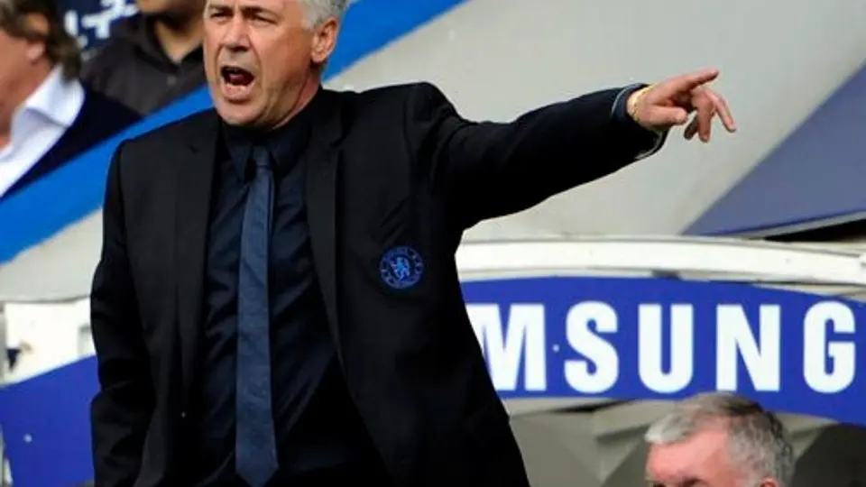 Para Ancelotti, Tevez es la mejor opción para el PSG