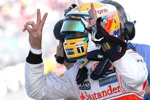 "No sólo tenemos el coche más bonito, además es el más rápido": Hamilton