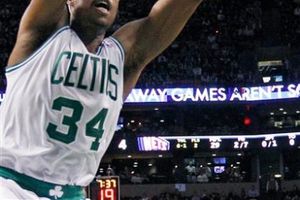 Boston apalea 89-70 a Nueva Jersey