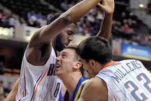 Pacers aplasta a Charlotte sin Nájera en el juego