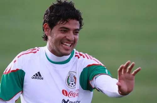 Carlos Vela portando la jersey de México l AP