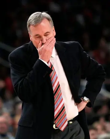 D'Antoni renuncia a su cargo como entrenador de Knicks