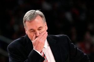 D'Antoni renuncia a su cargo como entrenador de Knicks
