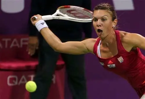 Azarenka avanza a Cuartos tras vencer a Halep