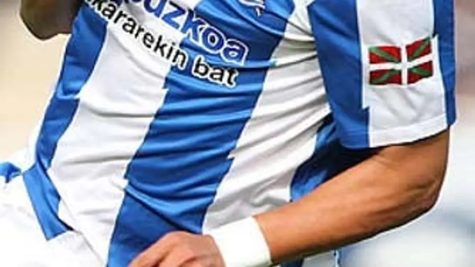 Vela es convocado para enfrentar al Atlético de Madrid