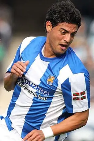 Vela es convocado para enfrentar al Atlético de Madrid