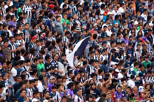 Trofeo de Concacaf causa euforia en el Tec | DANIEL GÁMEZ