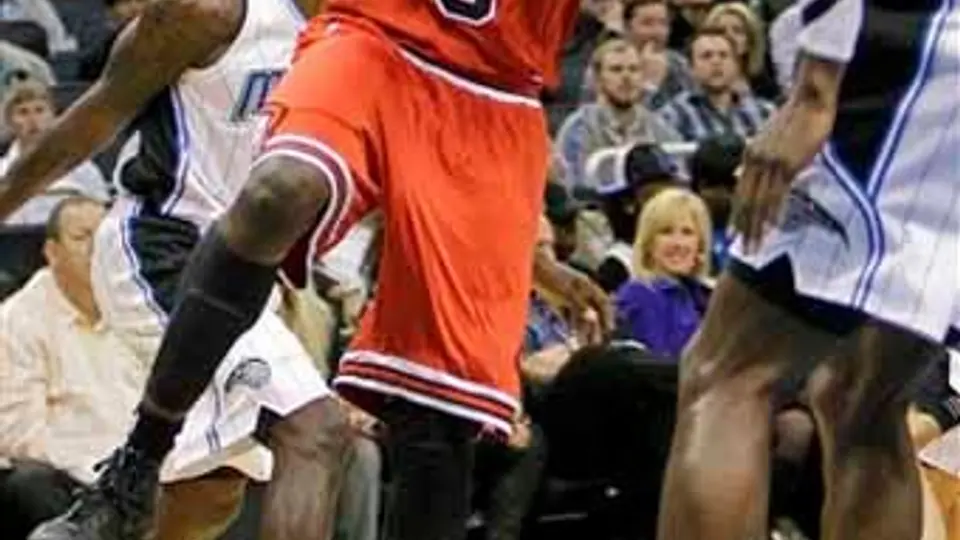 Chicago ligó su sexta victoria consecutiva al vencer 97-83 al Magic