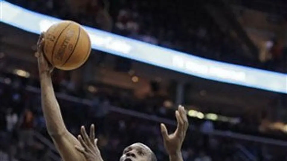 Bobcats caen ante Cavaliers y suman otra derrota