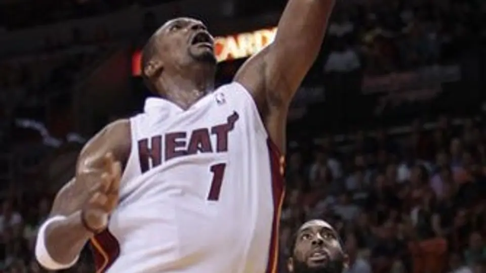 Miami sigue invicto tras  vencer a Charlotte