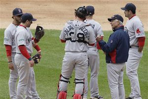 Medias Blancas se imponen a Medias Rojas