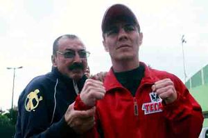 'Travieso' pelearía el 9 de junio de vencer a Parra