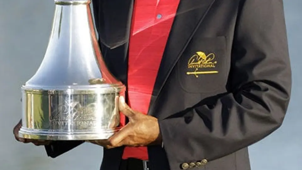 Woods gana en PGA luego de más de dos años