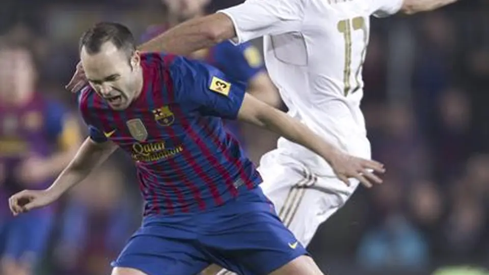 Iniesta, fuera tres semanas por lesión