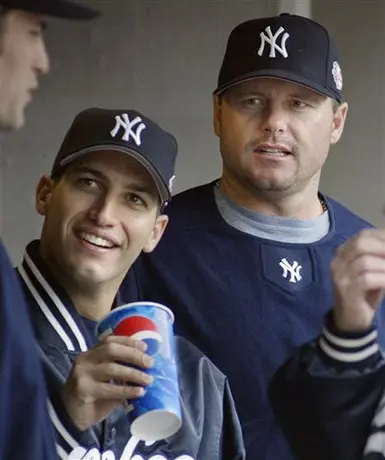 Pettitte testifica en juicio de Clemens