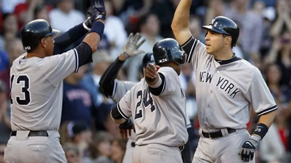 Yanquis dan la vuelta y aplastan a Boston