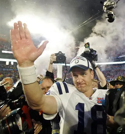 Especialistas afirman que Peyton podrá jugar sin problemas