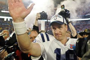 Especialistas afirman que Peyton podrá jugar sin problemas
