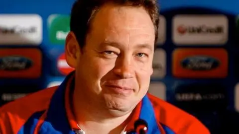 'Debemos aprovechar errores del Madrid': Slutski