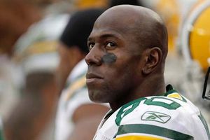 Donald Driver aceptaría rebaja de sueldo para seguir con Empacadores