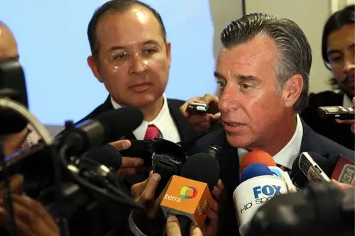Piden separar de su cargo a Sergio Carmona y Carlos Andrade