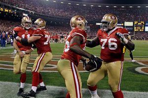 San Francisco consigue sufrido triunfo 36-32 sobre Santos