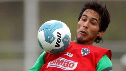 De Nigris dice que conoce casi a la perfección a Suazo