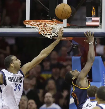 Cavaliers vencen agónicamente 91-88 a Mavericks