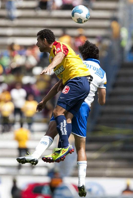 Con goles de Sabah y Sandoval, Monarcas se lleva los tres puntos. FOTO: MEXSPORT