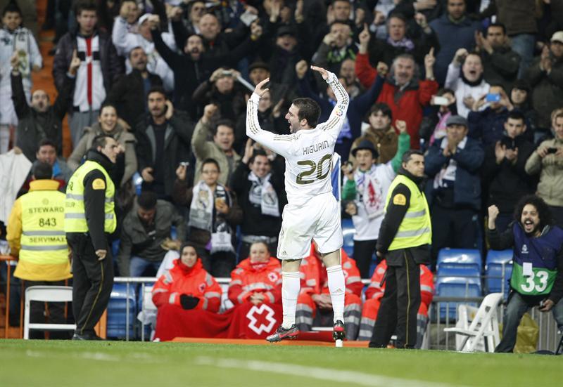 Higuaín, termina con su mala racha ante el arco. FOTO: EFE