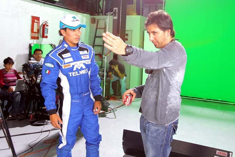 Además del trabajo en la pista, los pilotos participan en compromisos de sus patrocinadores. FOTO: CIRO GUTIÉRREZ